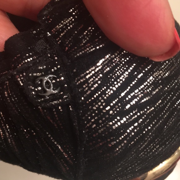 Authentic Chanel slip ons - Picture 6 of 8